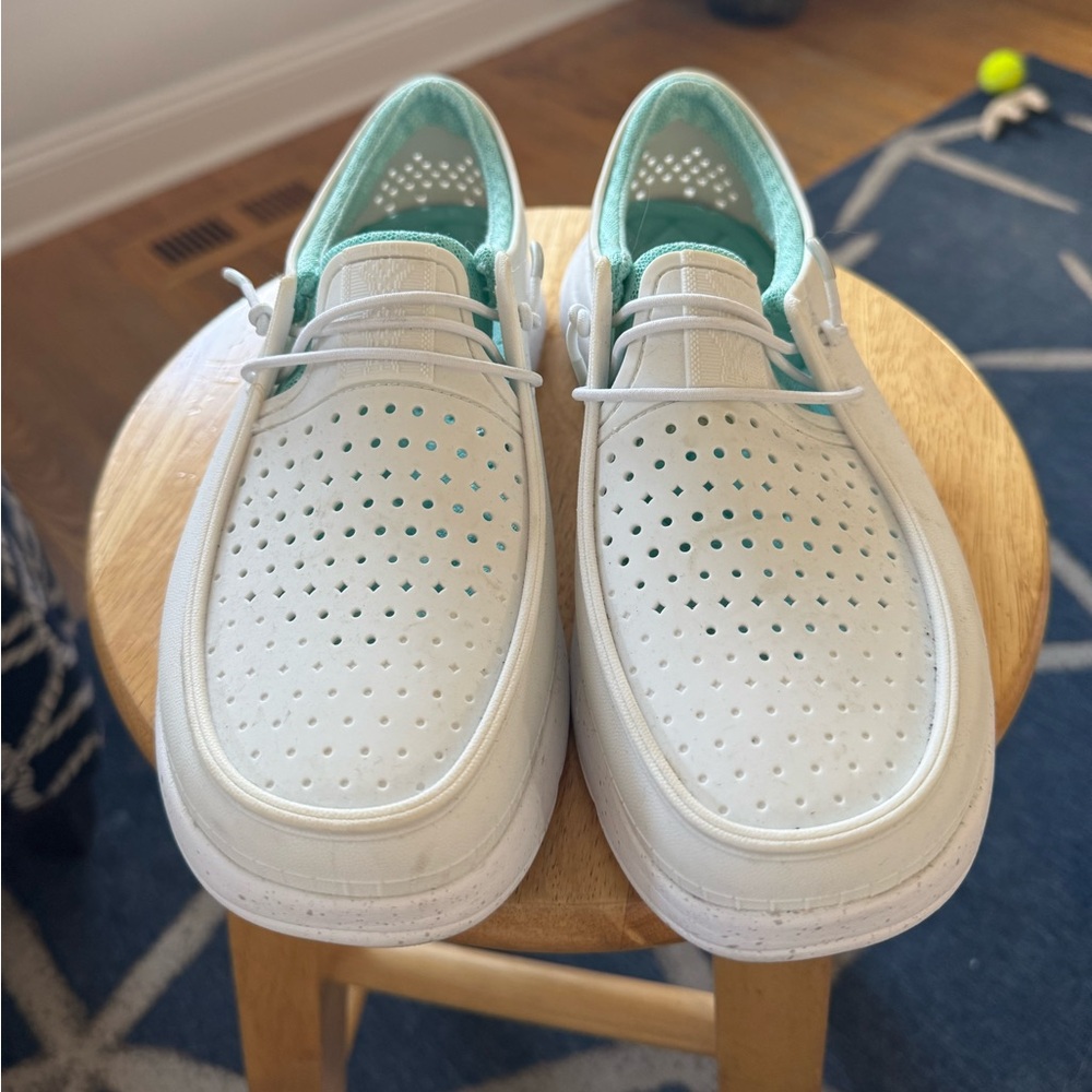 Reef White Cushion Rubber Loafers Size 9